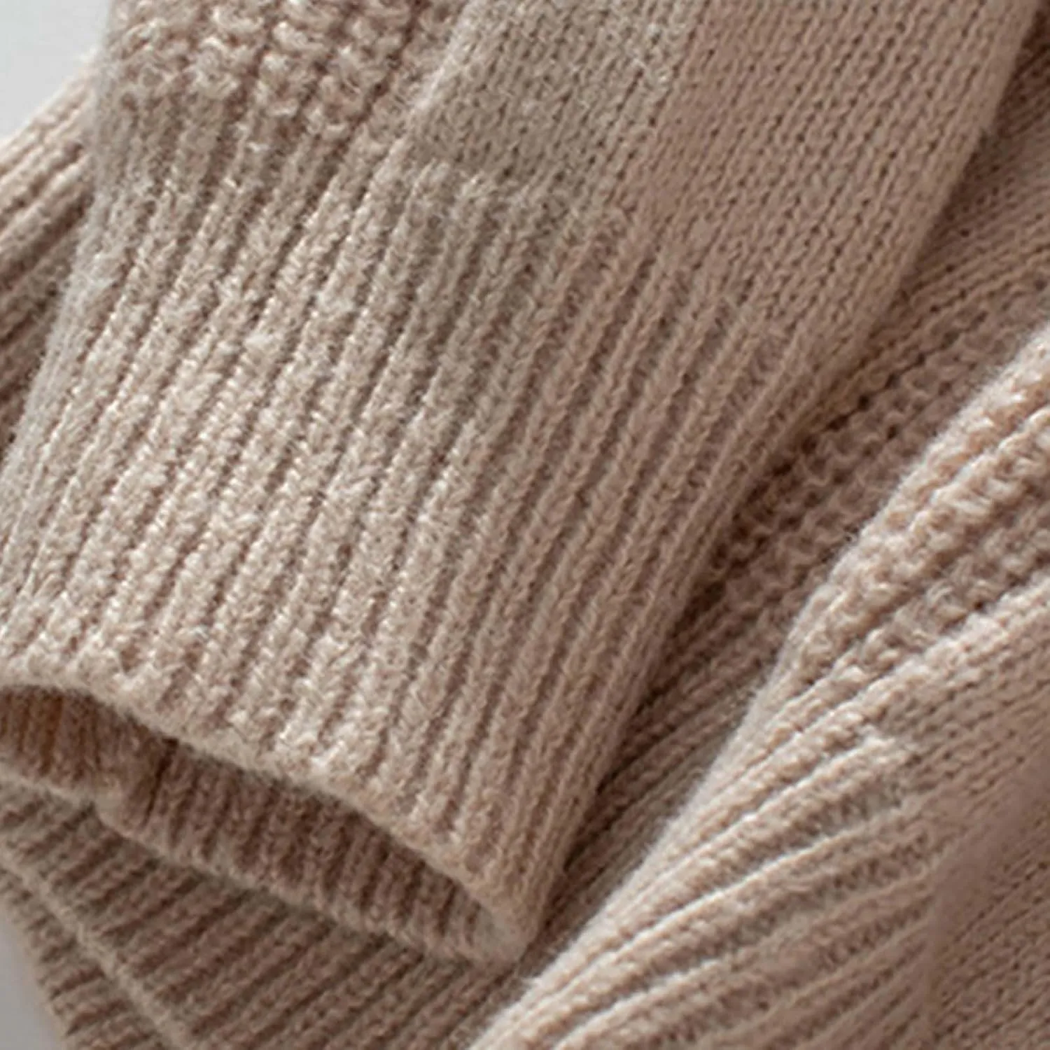 Fall Sweaters for Women Chunky Knit Crewneck Solid Color Long Sleeve Soft Casual Lightweight Jumper Tops