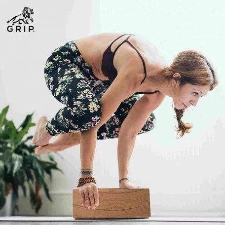 Grip Yoga Wheel - A Perfect Prop For Any Level Of Yoga Enthusiast, Help Stretch And Massage The Thoracic And Lumbar Region Muscles Improving Strength, Flexibility, And Balance, Standard Quality; 13 Inches Diameter