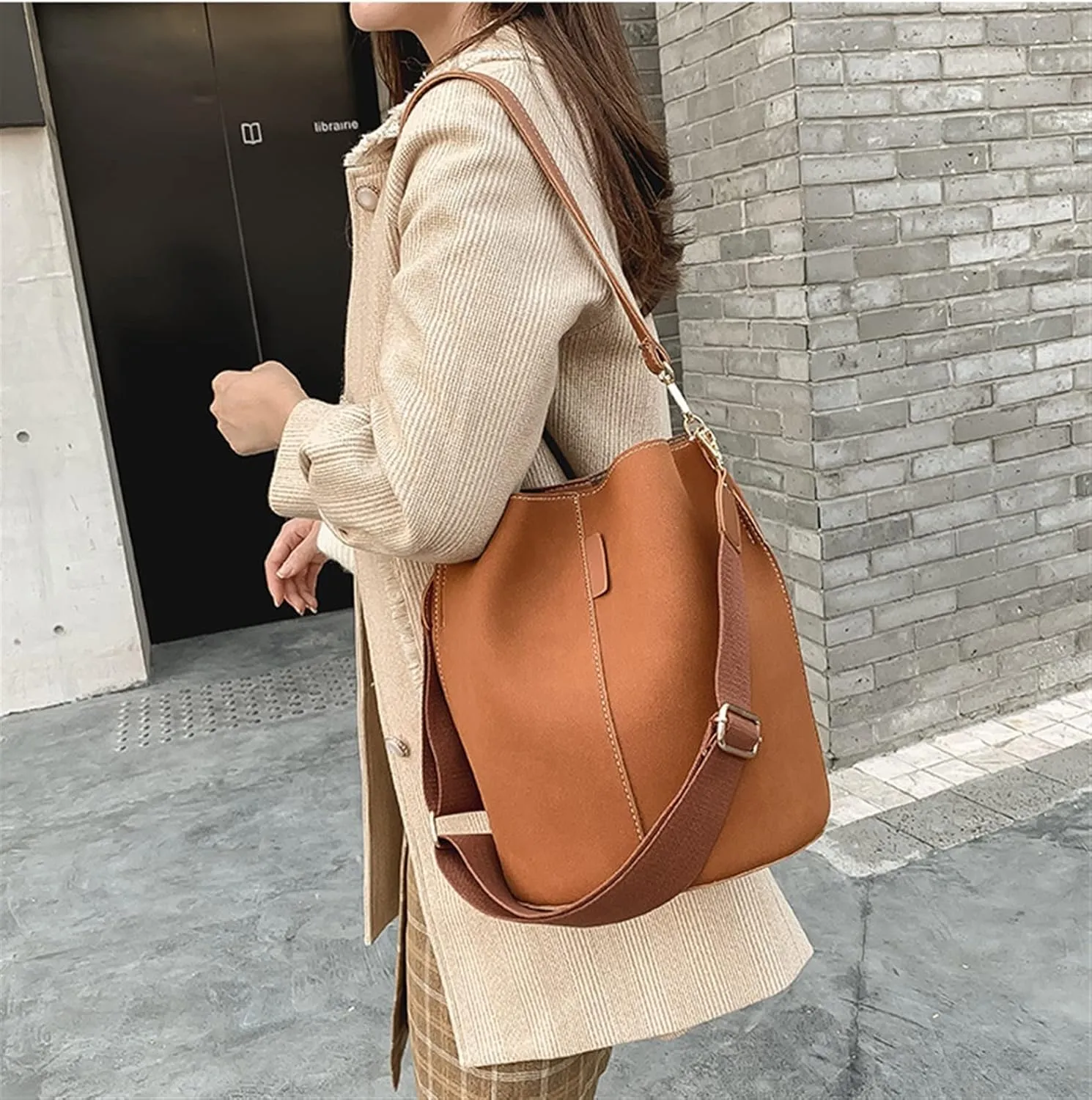 Women Bucket Bags Wide Strap Women Shoulder Bags Luxury Leather Crossbody Bag For Women(Black)