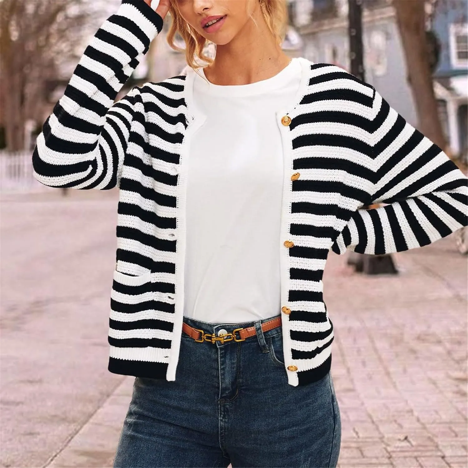 Women's Striped Cardigan Sweater with Pockets Long Sleeve Button Down Open Front Knit Outerwear for Fall Clothes